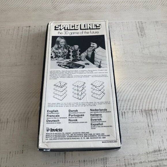 Vintage 1969 Invicta Space Lines the 3D Game of the Future #3029 - Picture 9 of 10